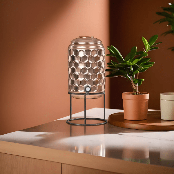 Diamond water dispenser